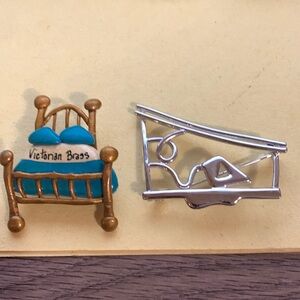 Two brooches*
